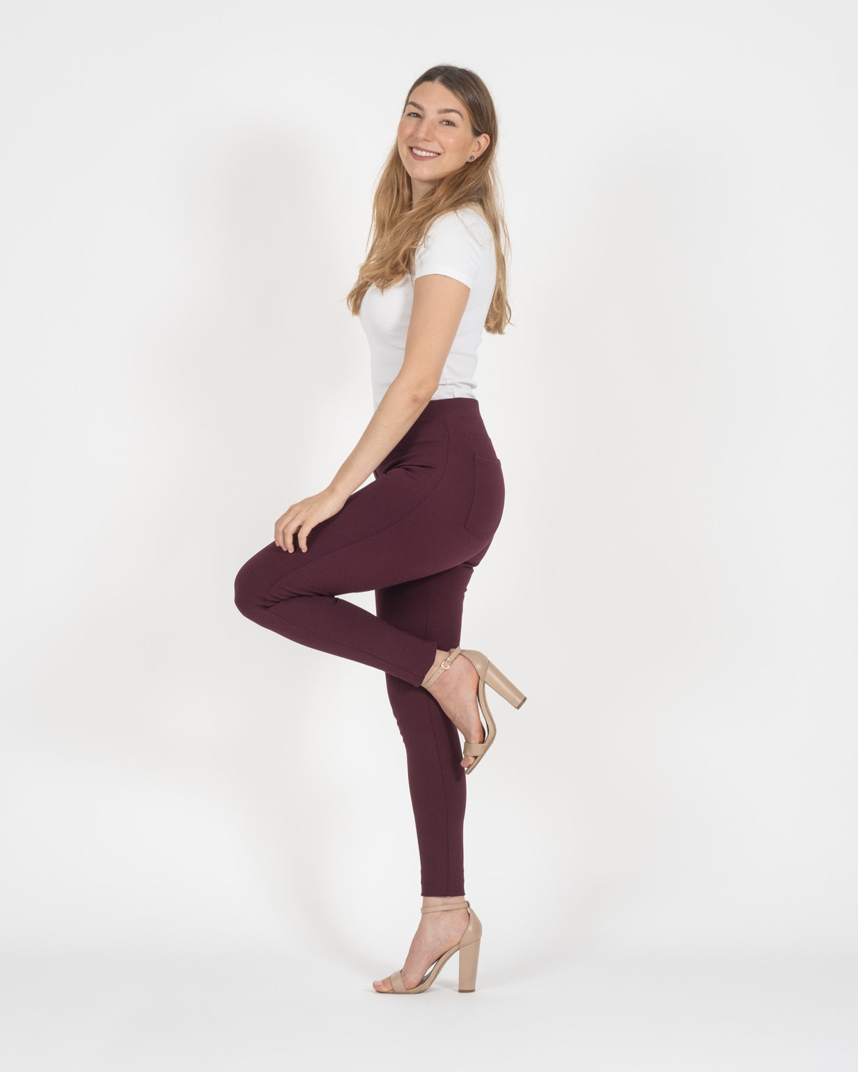 Emma - Jeggings Casuales Cintura Alta con 5 Bolsas en Tela Bodyfirm